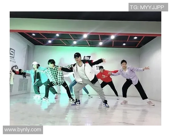 街舞热潮来袭：深入北京街舞队的训练与耐力挑战探秘